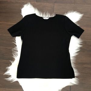 [Exclusively Misook] Black Acrylic Short Sleeve